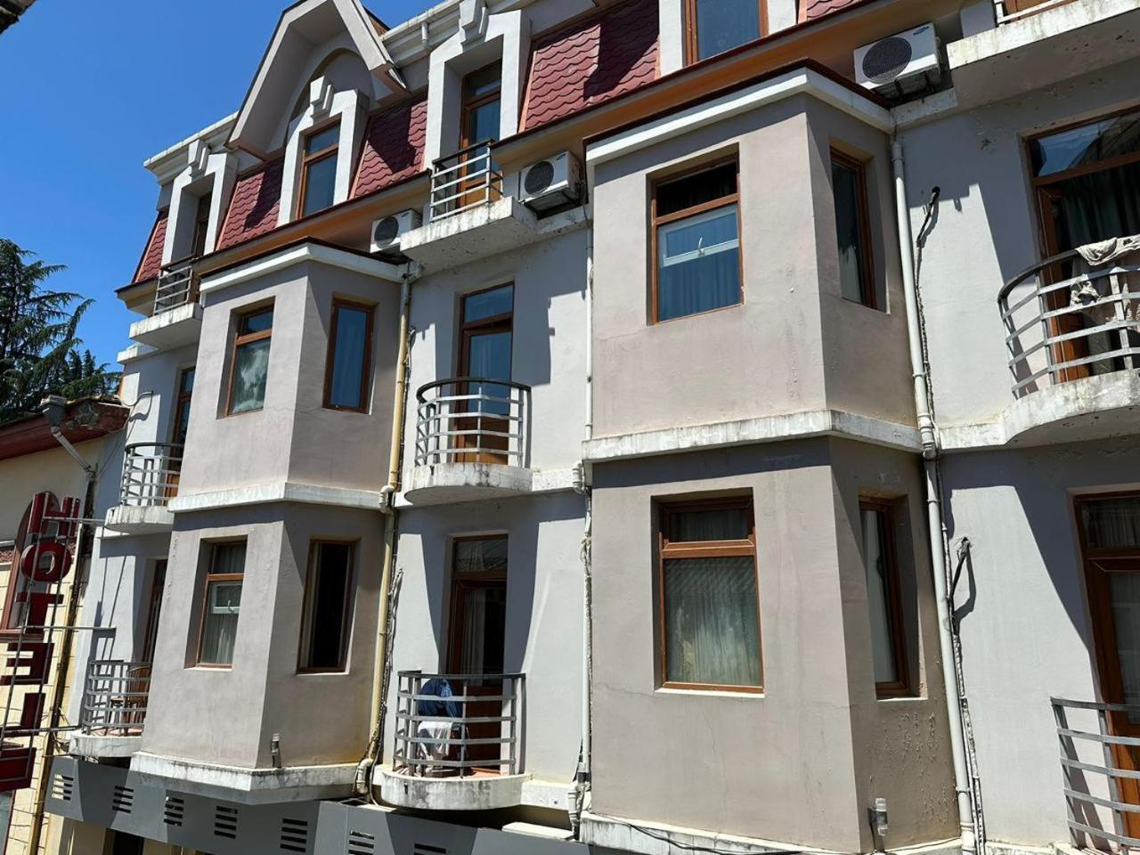 Hotel G Bakuri Batumi Exterior foto